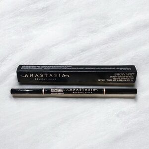 👑 Anastasia Beverly Hills Brow Wiz | Medium Brown